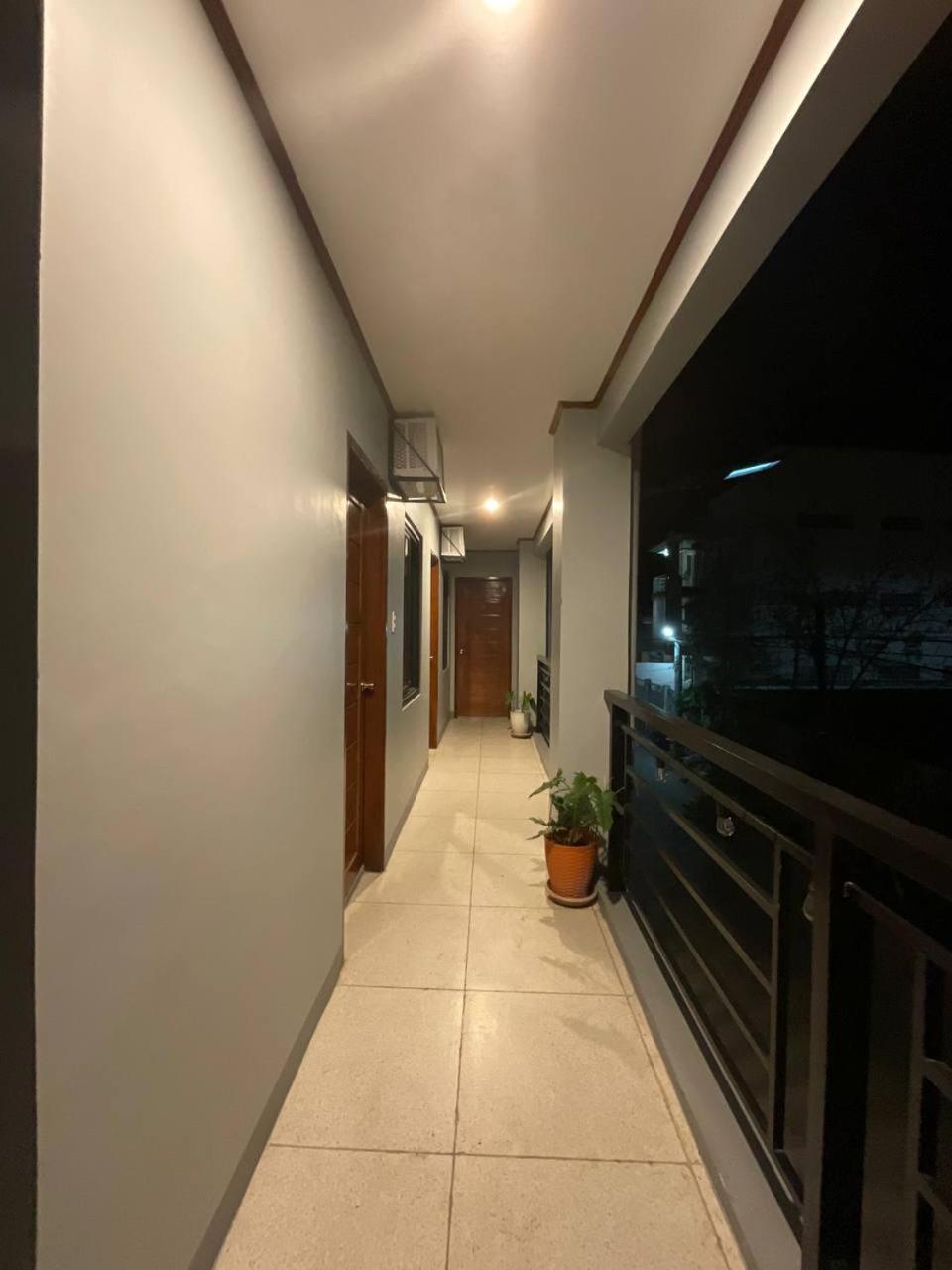 Halajo Bnb Transient Laoag Exterior foto