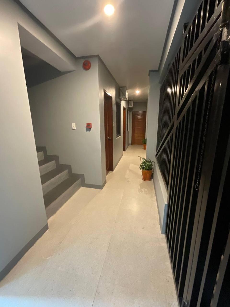Halajo Bnb Transient Laoag Exterior foto