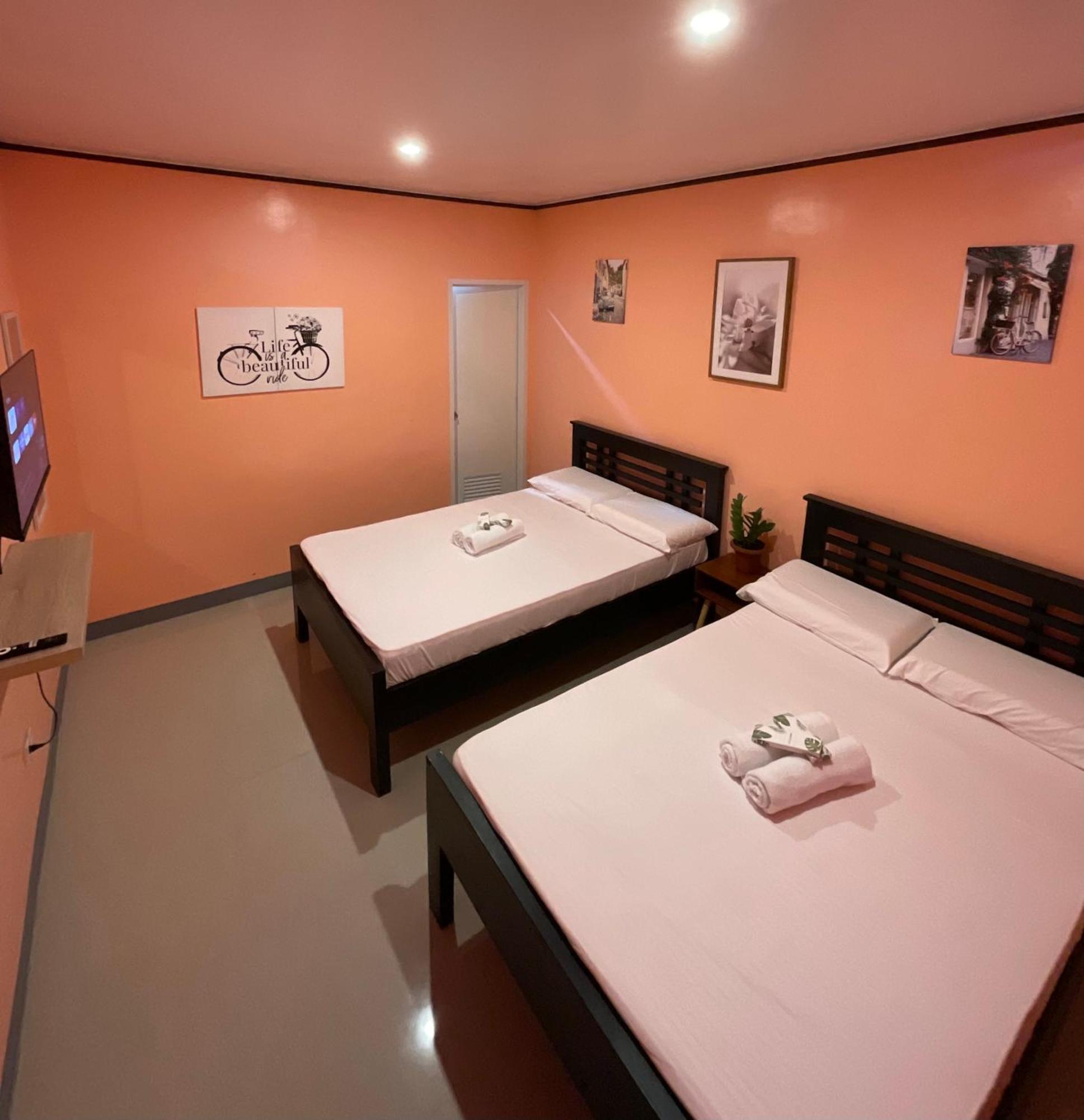 Halajo Bnb Transient Laoag Exterior foto